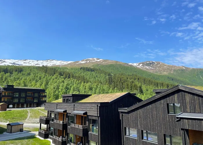 Overnatting Pa Helgatun Fjellpensjonat As I Myrkdalen